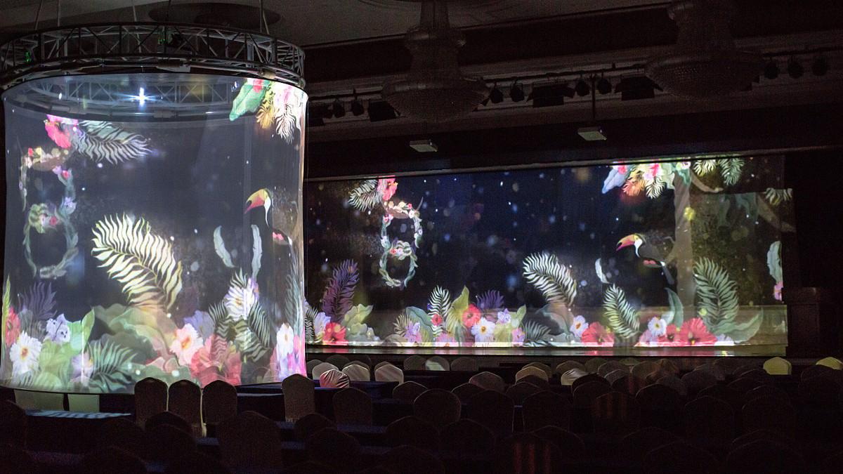 突破時(shí)尚邊界：全息紗幕投影的視覺魔法