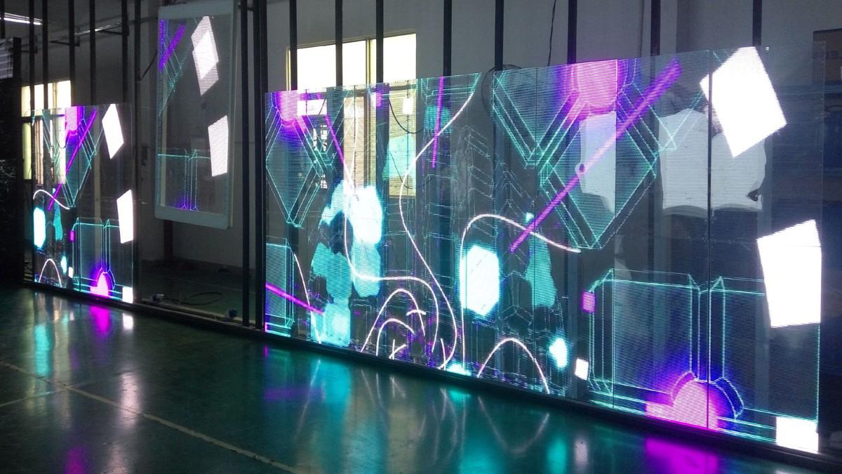 魔幻未來建筑的媒體突破：透明LED顯示屏設(shè)計(jì)案例