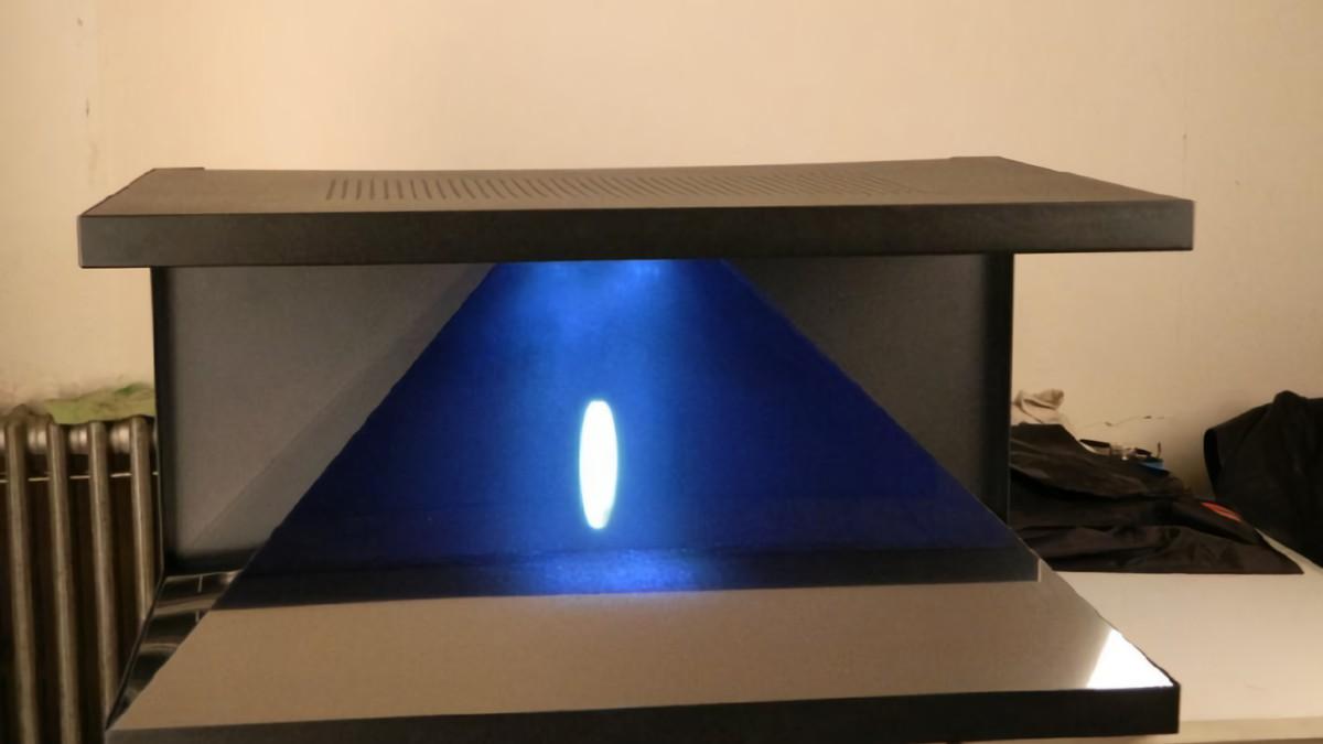 全息展示柜：創(chuàng)新全息技術(shù)的多角度奇觀