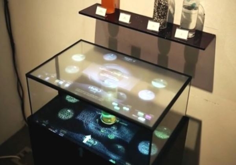 果汁透明展示：奇幻色彩與創(chuàng)意交織