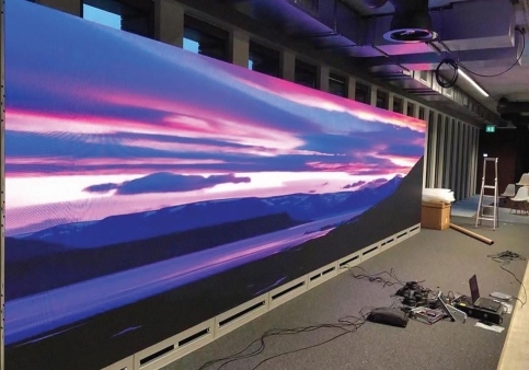 LED高清小間距顯示屏：革新商業(yè)科技的未來